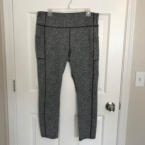 Avia Brushed Fleece High Rise Side Pockets Leggings Size XL Black White